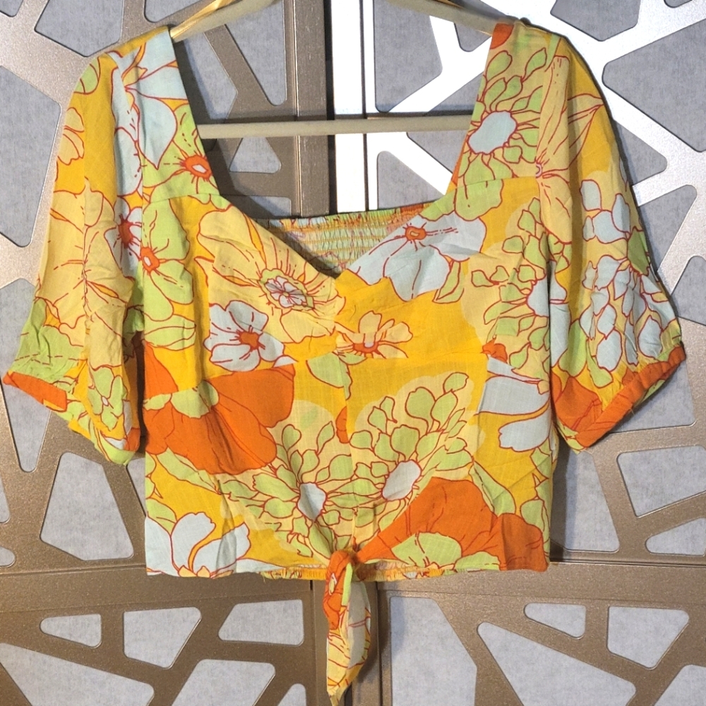 NWT MODCLOTH Cropped Neon Floral Neon Tie Front Blouse